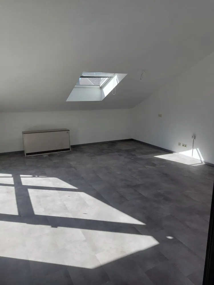 3 Zimmer Wohnung mit 90 m² in Stuttgart – Bild 2