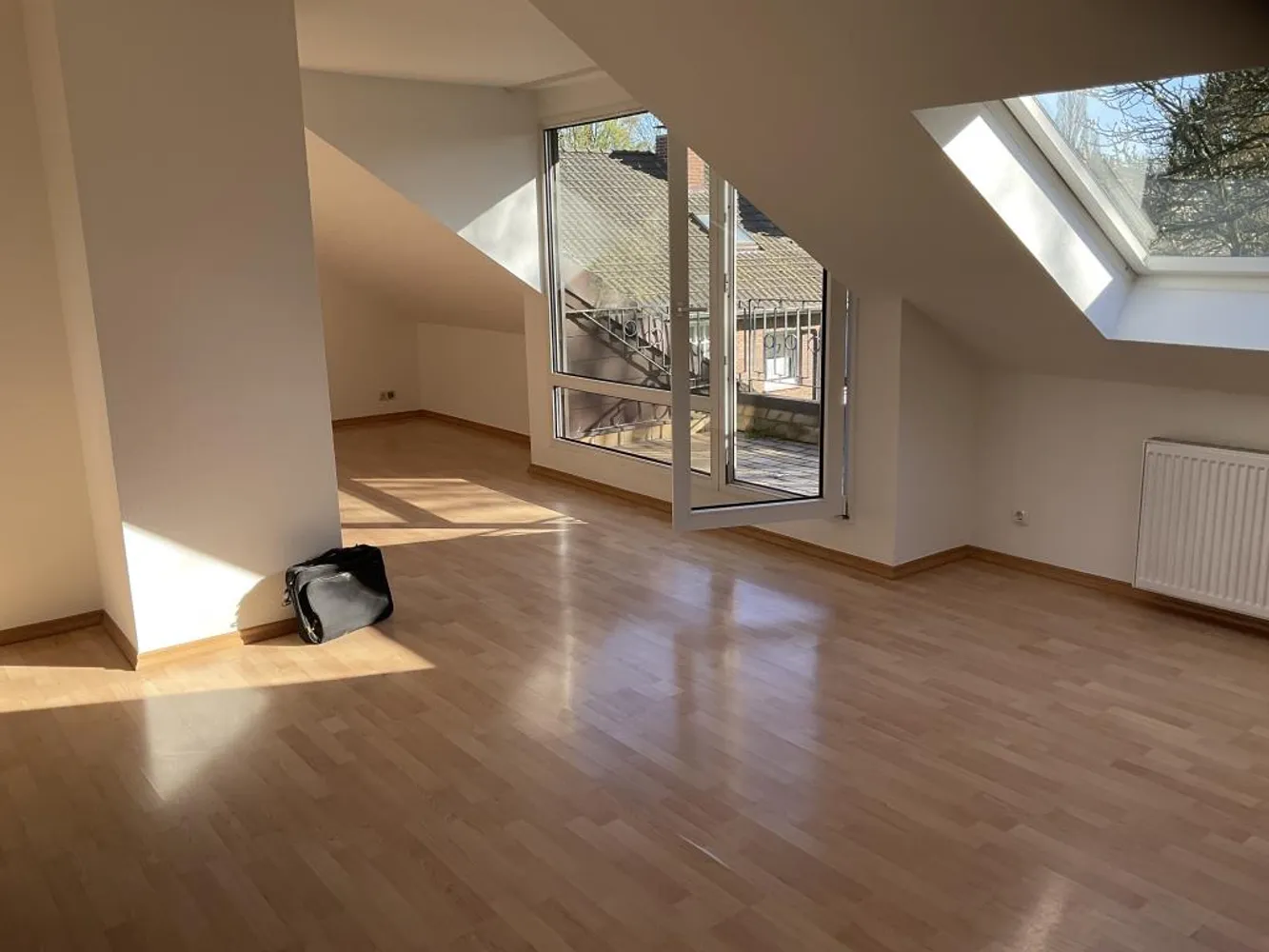 2 Zimmer Wohnung mit 59 m² in Düsseldorf – Bild 2