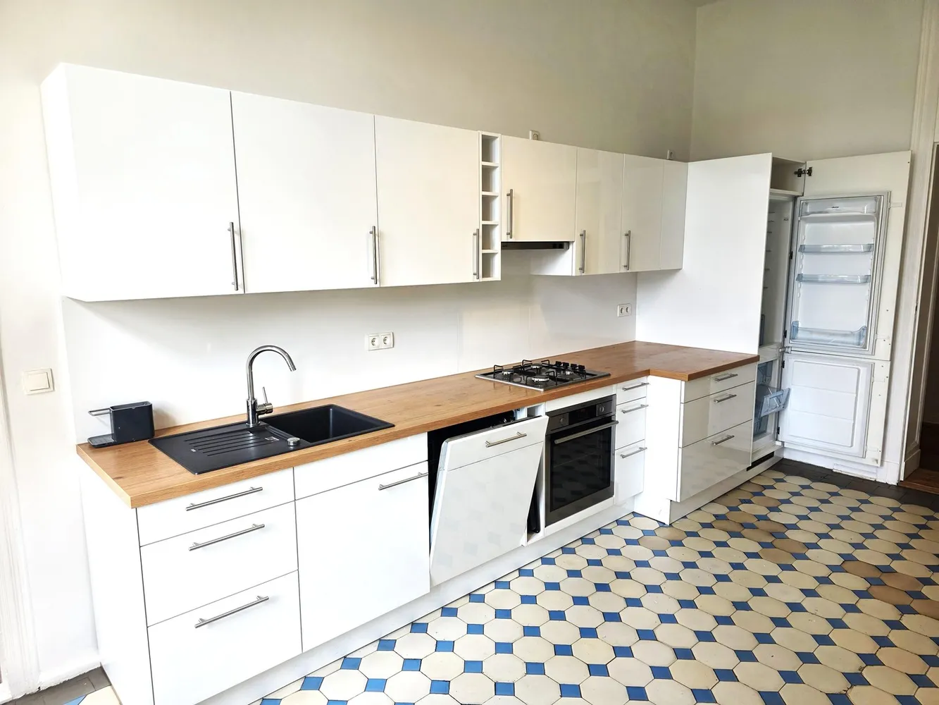 7 Zimmer Wohnung mit 204 m² in Berlin – Bild 5