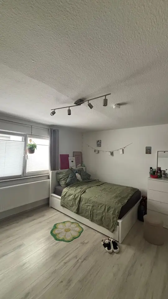 6 Zimmer Wohnung mit 110 m² in Gießen – Bild 1