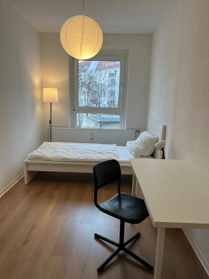 WG-Zimmer mit 80 m² in Berlin – Bild 1