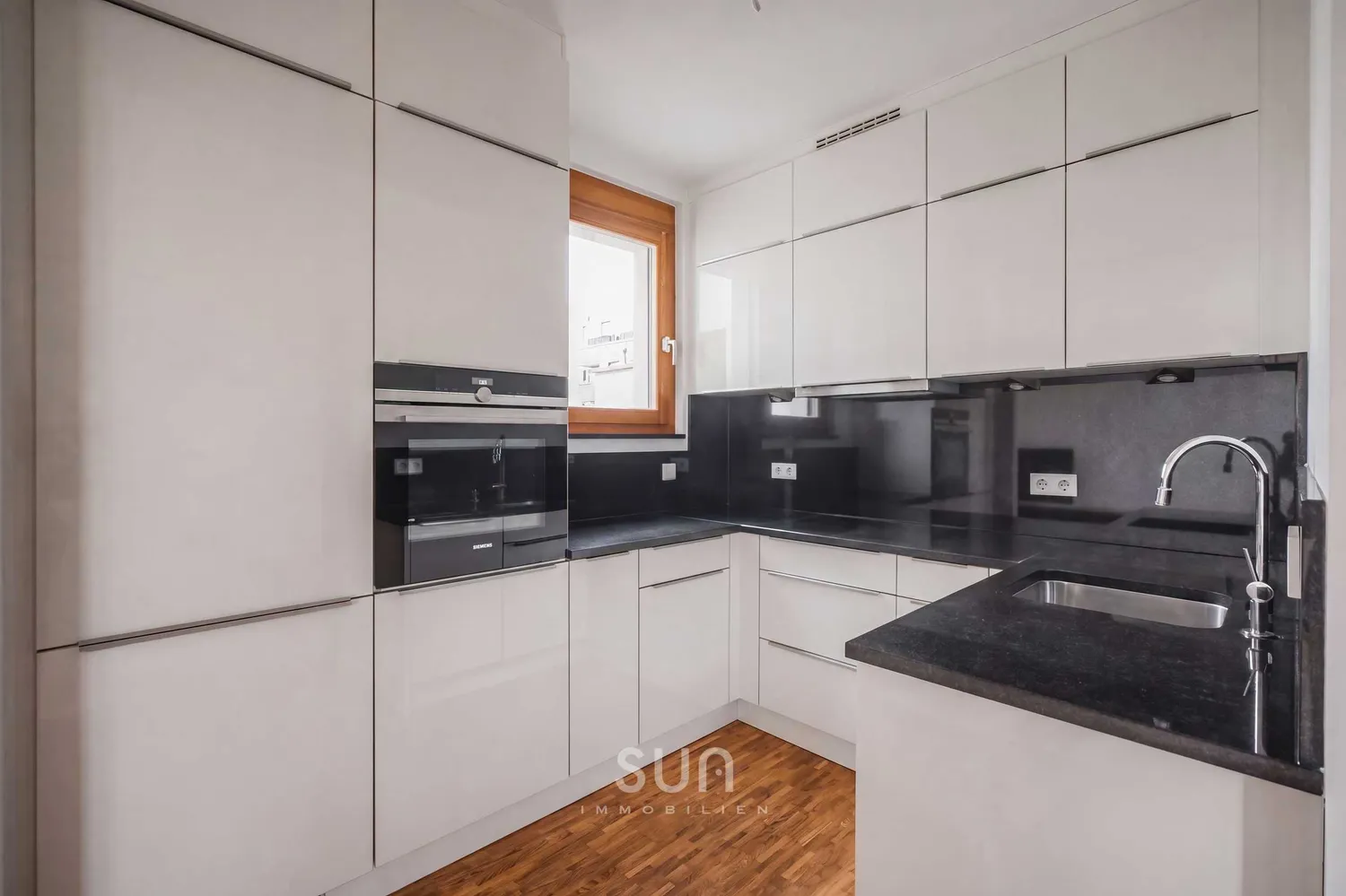 2 room apartment with 88 m² in Frankfurt am Main – Photo 7