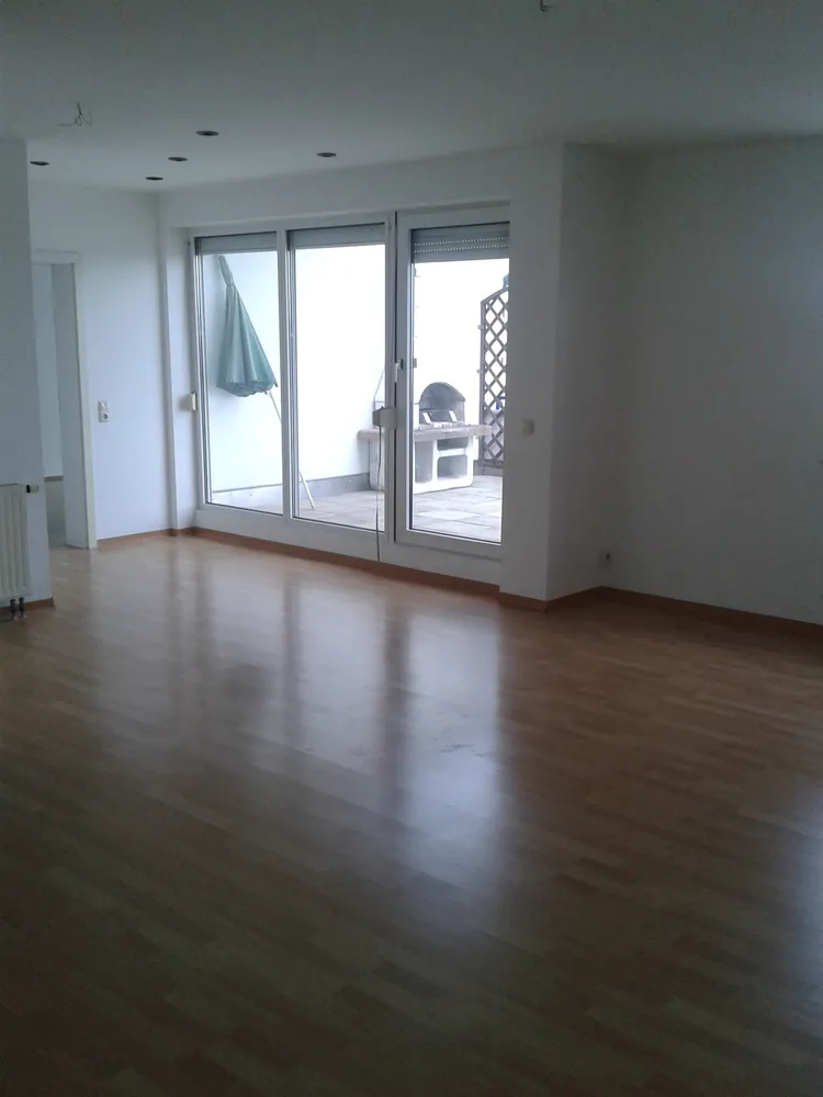 2 Zimmer Wohnung mit 75 m² in Frankfurt am Main – Bild 12
