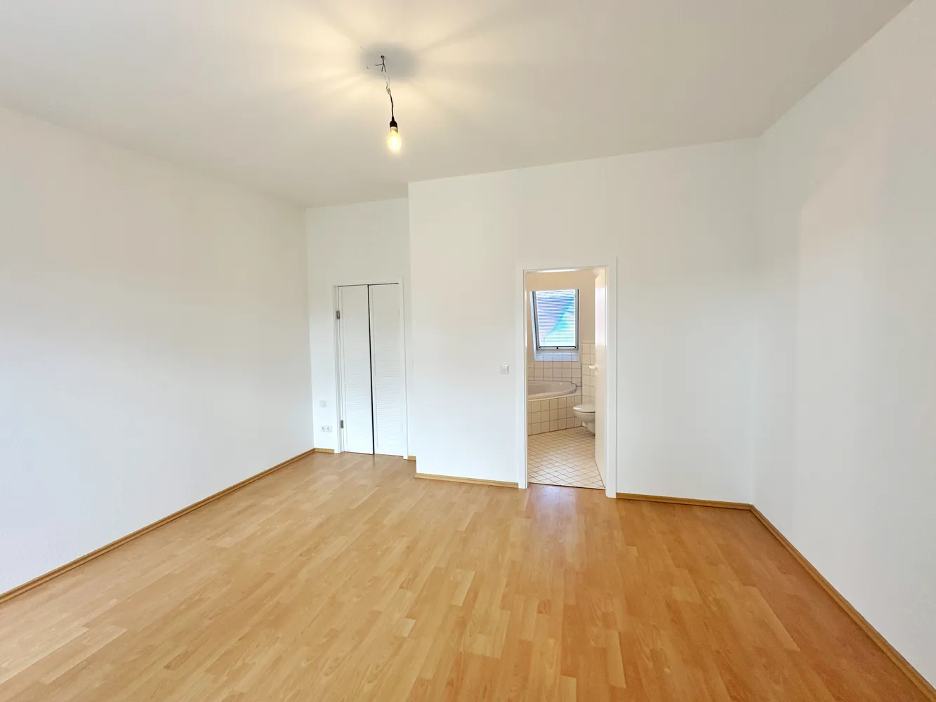 2 Zimmer Wohnung mit 85 m² in Berlin – Bild 3