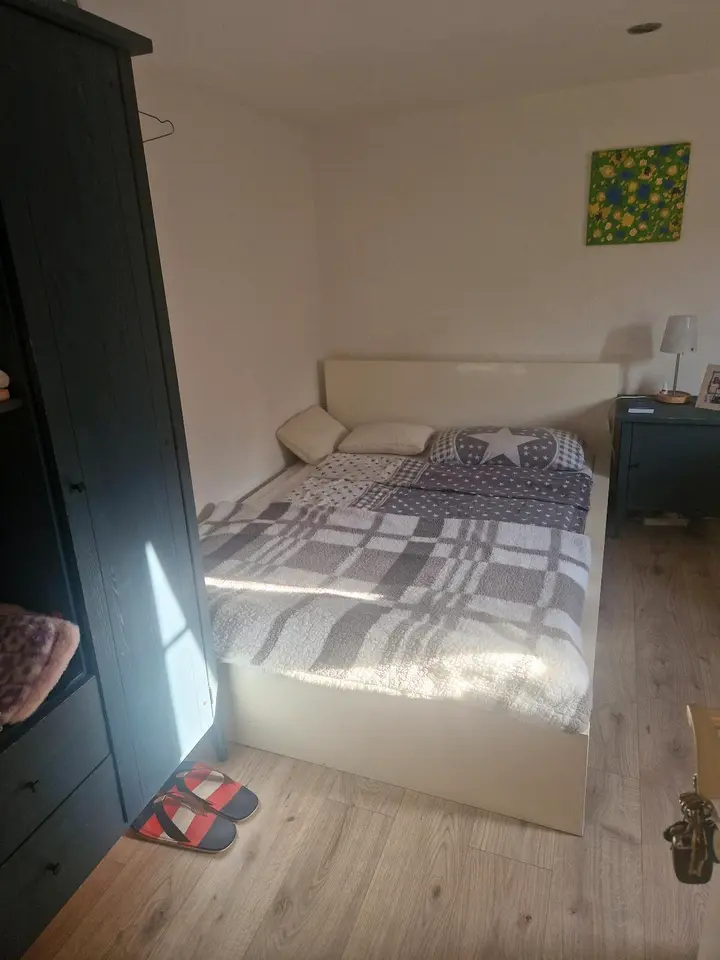 WG-Zimmer mit 18 m² in Bergisch Gladbach – Bild 1