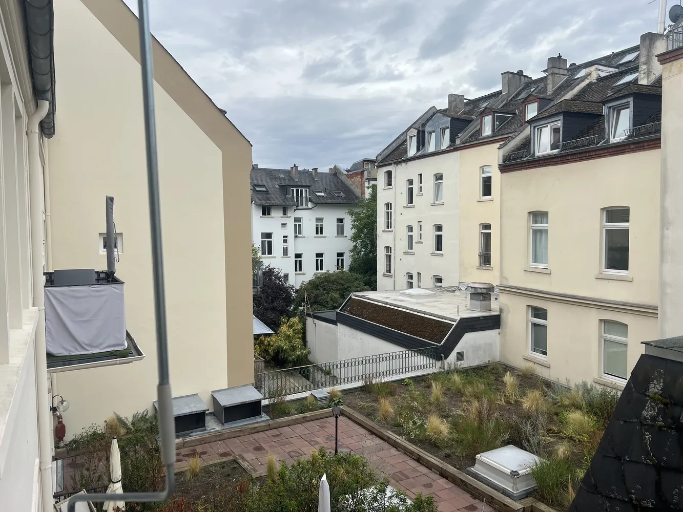 2 Zimmer Wohnung mit 70 m² in Wiesbaden – Bild 12