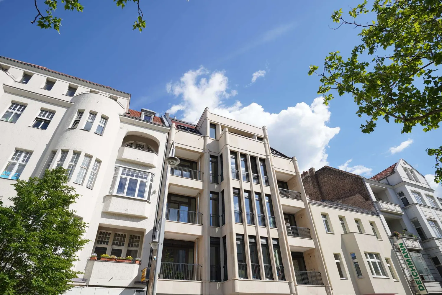 2 room apartment with 55 m² in Berlin – Photo 1