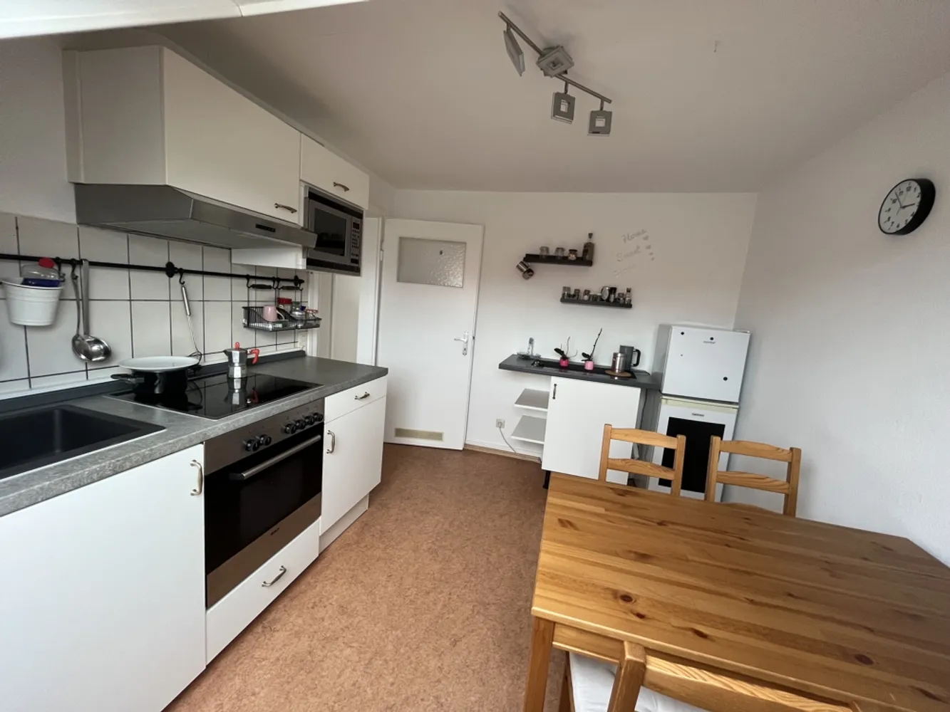 2 Zimmer Wohnung mit 58 m² in Karlsruhe – Bild 4