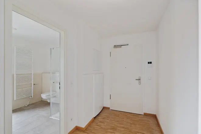 2 Zimmer Wohnung mit 81 m² in Saarbrücken – Bild 2