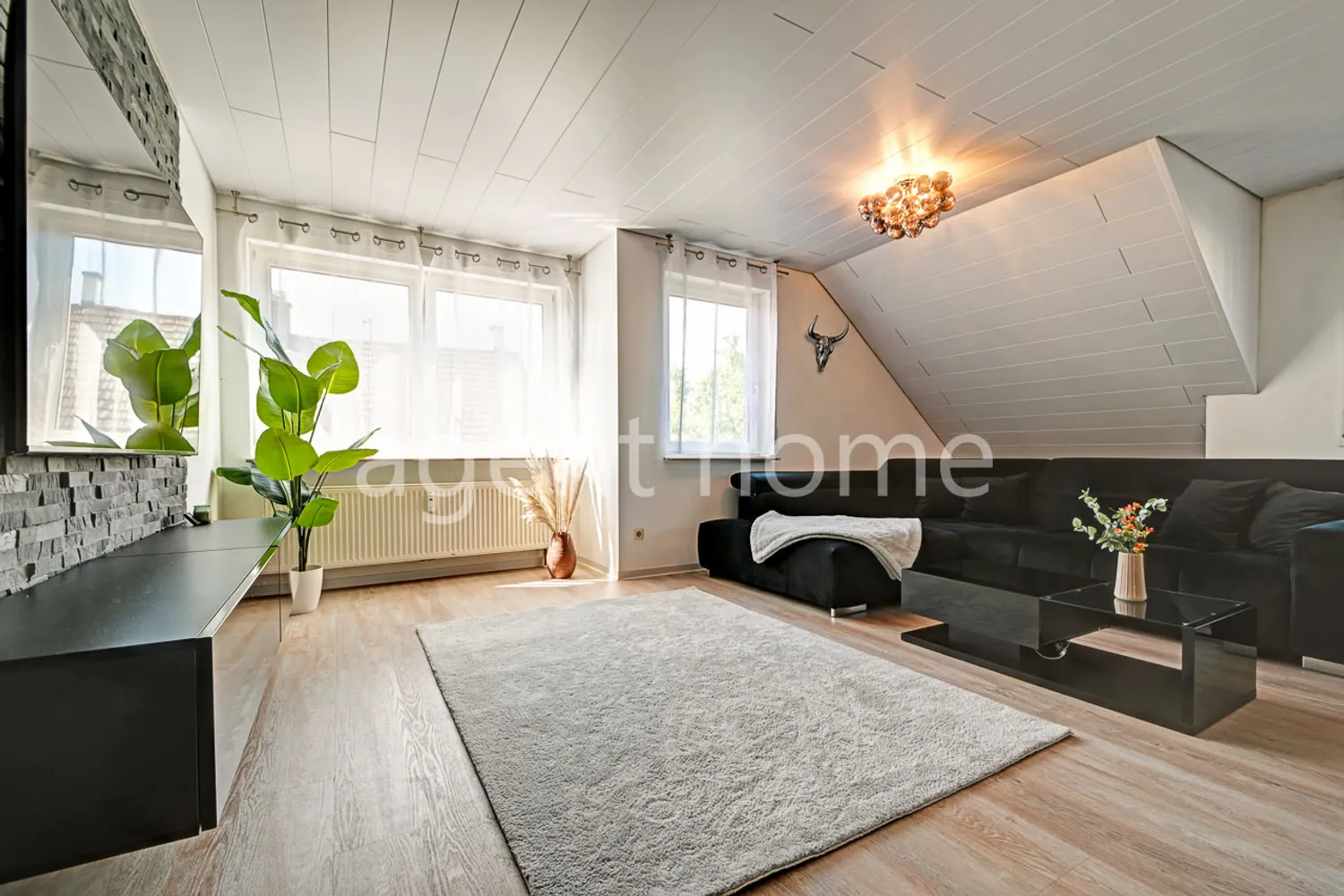 2 Zimmer Wohnung mit 76 m² in Reutlingen – Bild 1