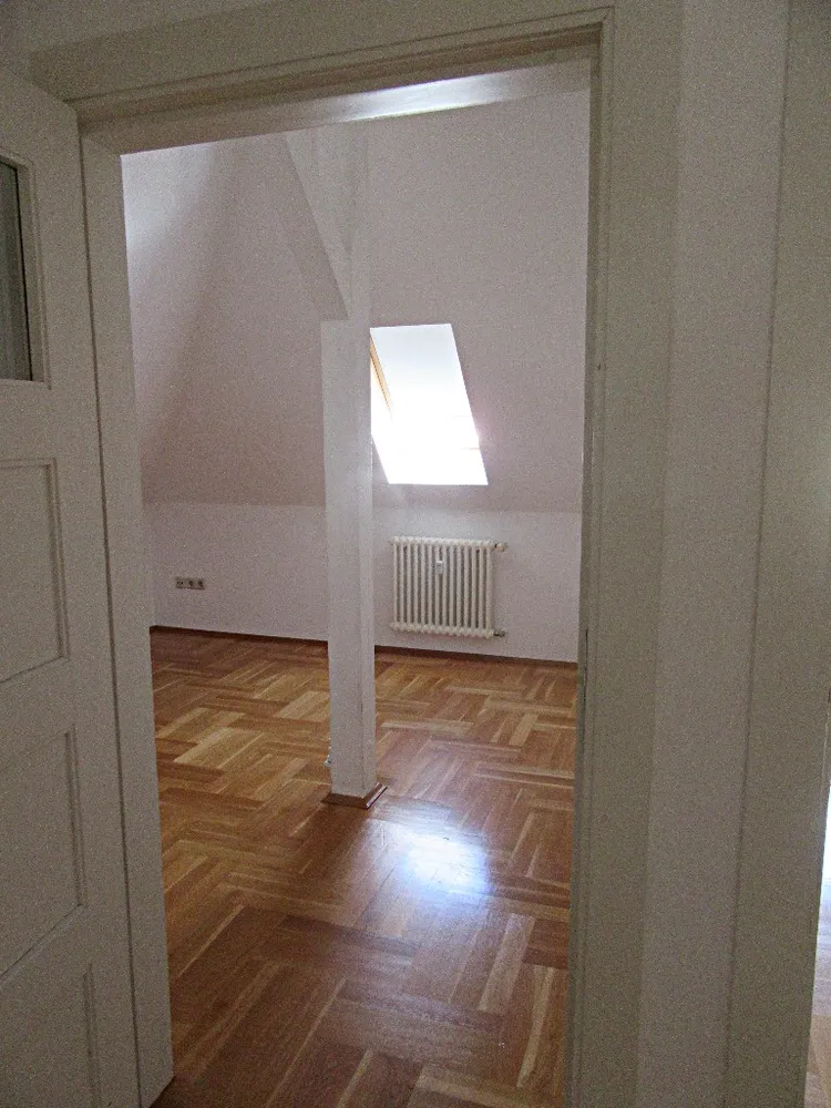 4 Zimmer Wohnung mit 100 m² in Sangerhausen – Bild 11