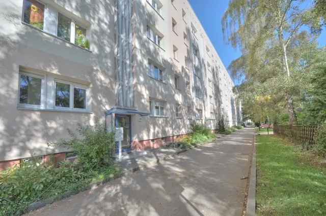 2 Zimmer Wohnung mit 48 m² in Halle (Saale) – Bild 1