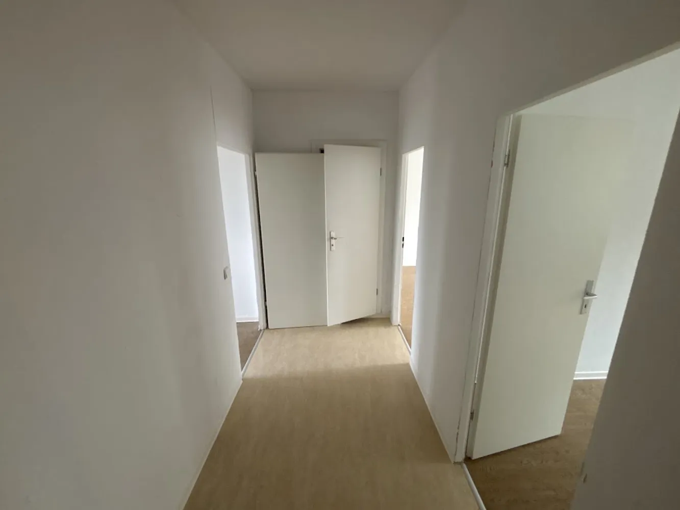 4 Zimmer Wohnung mit 82 m² in Berlin – Bild 2