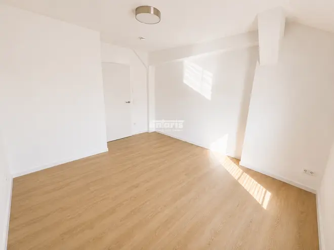 4 Zimmer Wohnung mit 142 m² in Erfurt – Bild 4