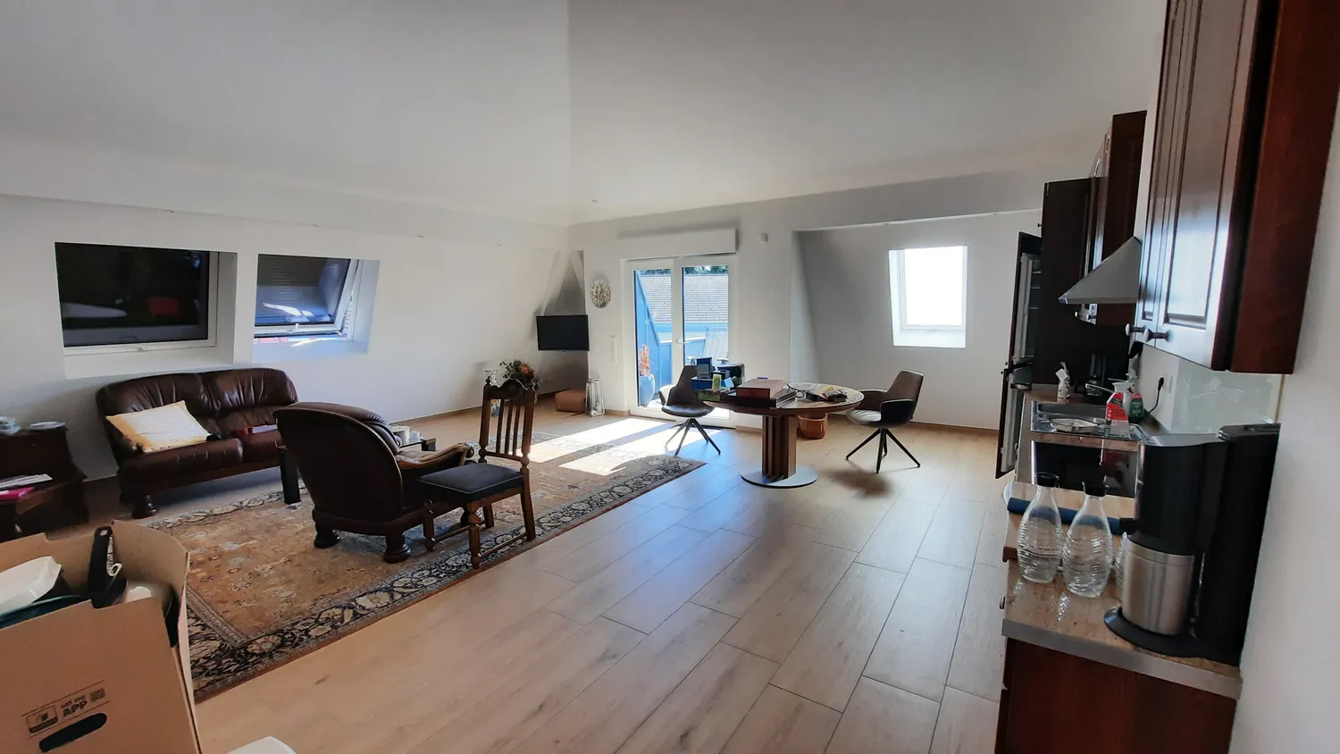 3 Zimmer Wohnung mit 98 m² in Aachen – Bild 2