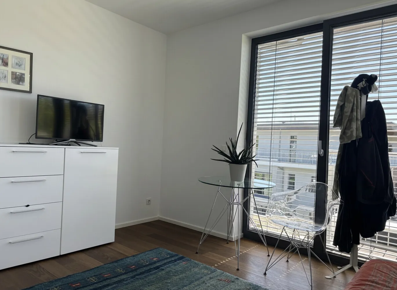 4 Zimmer Wohnung mit 196 m² in Kiel – Bild 9