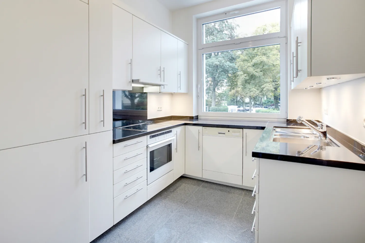 4 Zimmer Wohnung mit 120 m² in Hamburg – Bild 10