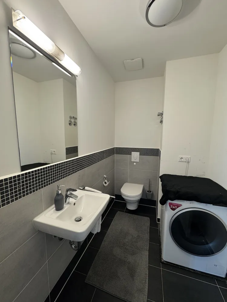 2 Zimmer Wohnung mit 72 m² in Berlin – Bild 11
