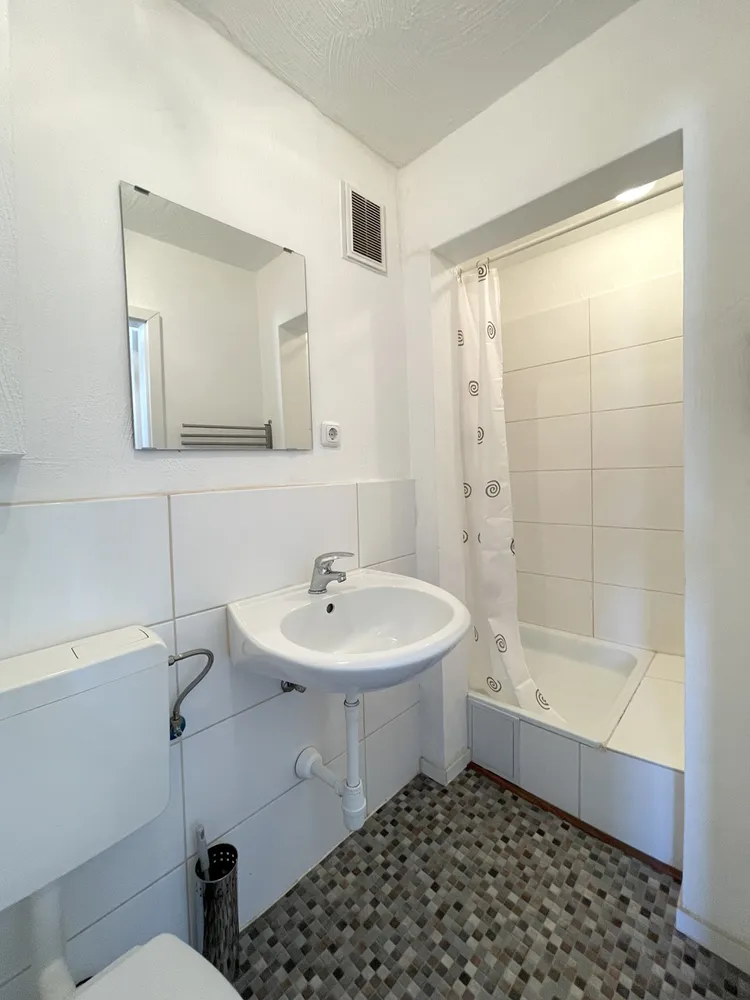2 Zimmer Wohnung mit 34 m² in Bremen – Bild 8