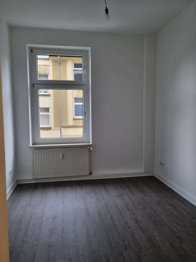 5 Zimmer Wohnung mit 145 m² in Duisburg – Bild 12