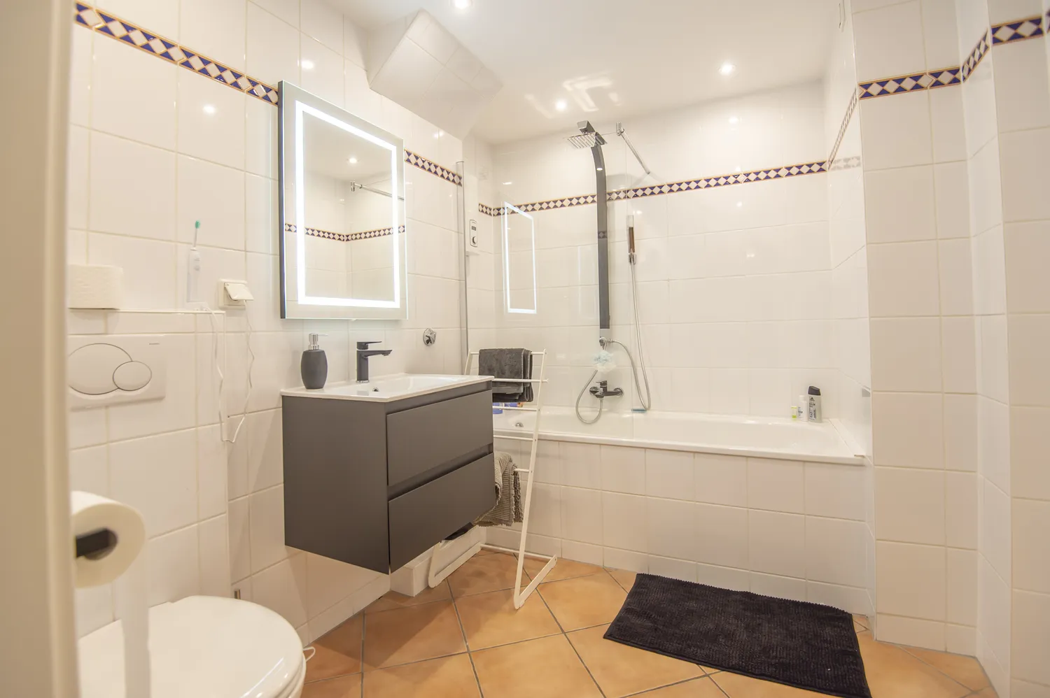 4 Zimmer Wohnung mit 102 m² in Düsseldorf – Bild 10