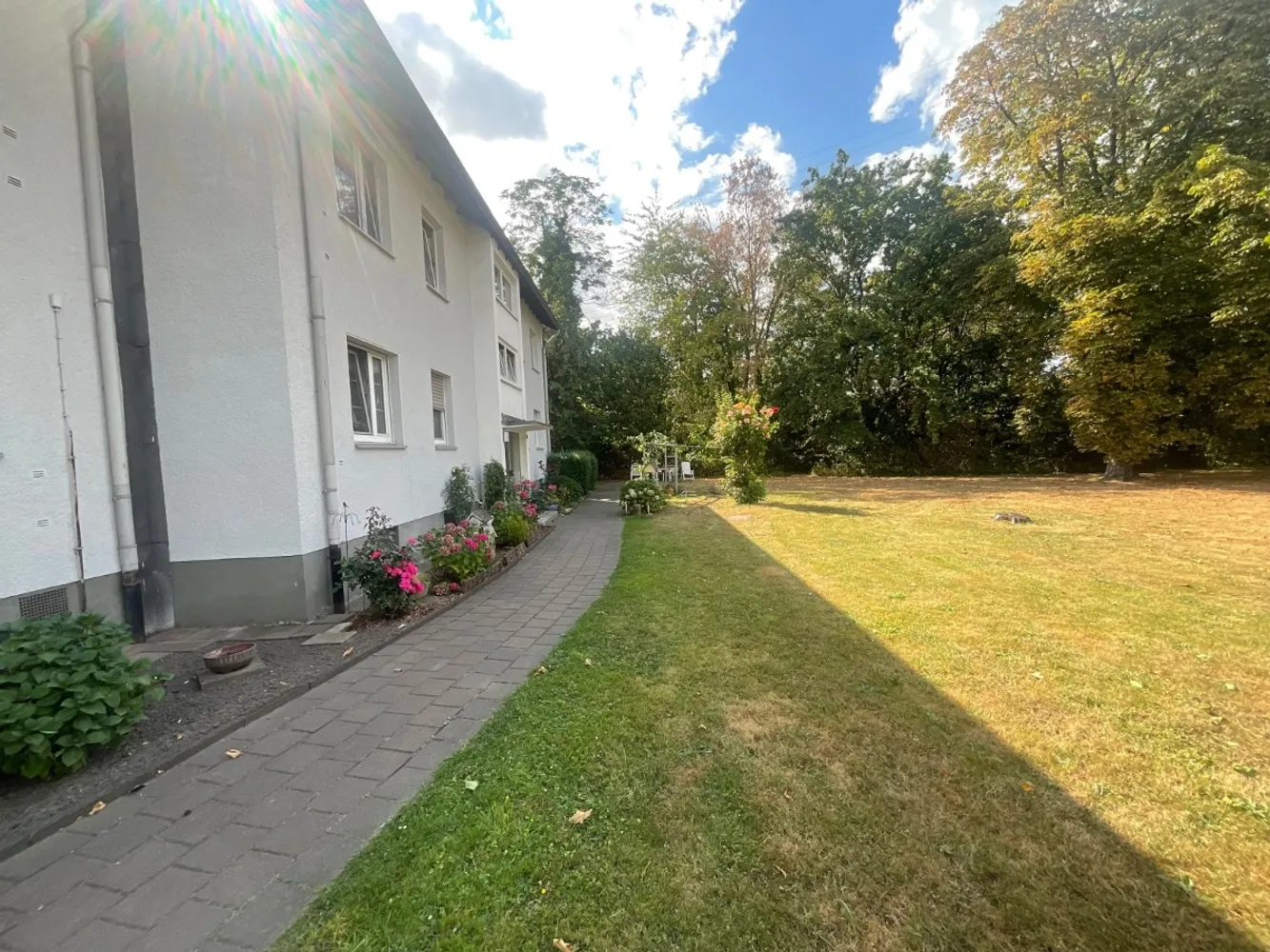 2 Zimmer Wohnung mit 57 m² in Duisburg – Bild 1