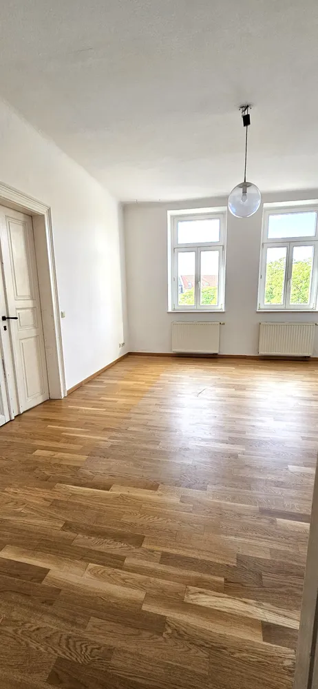 2 Zimmer Wohnung mit 81 m² in Dresden – Bild 1