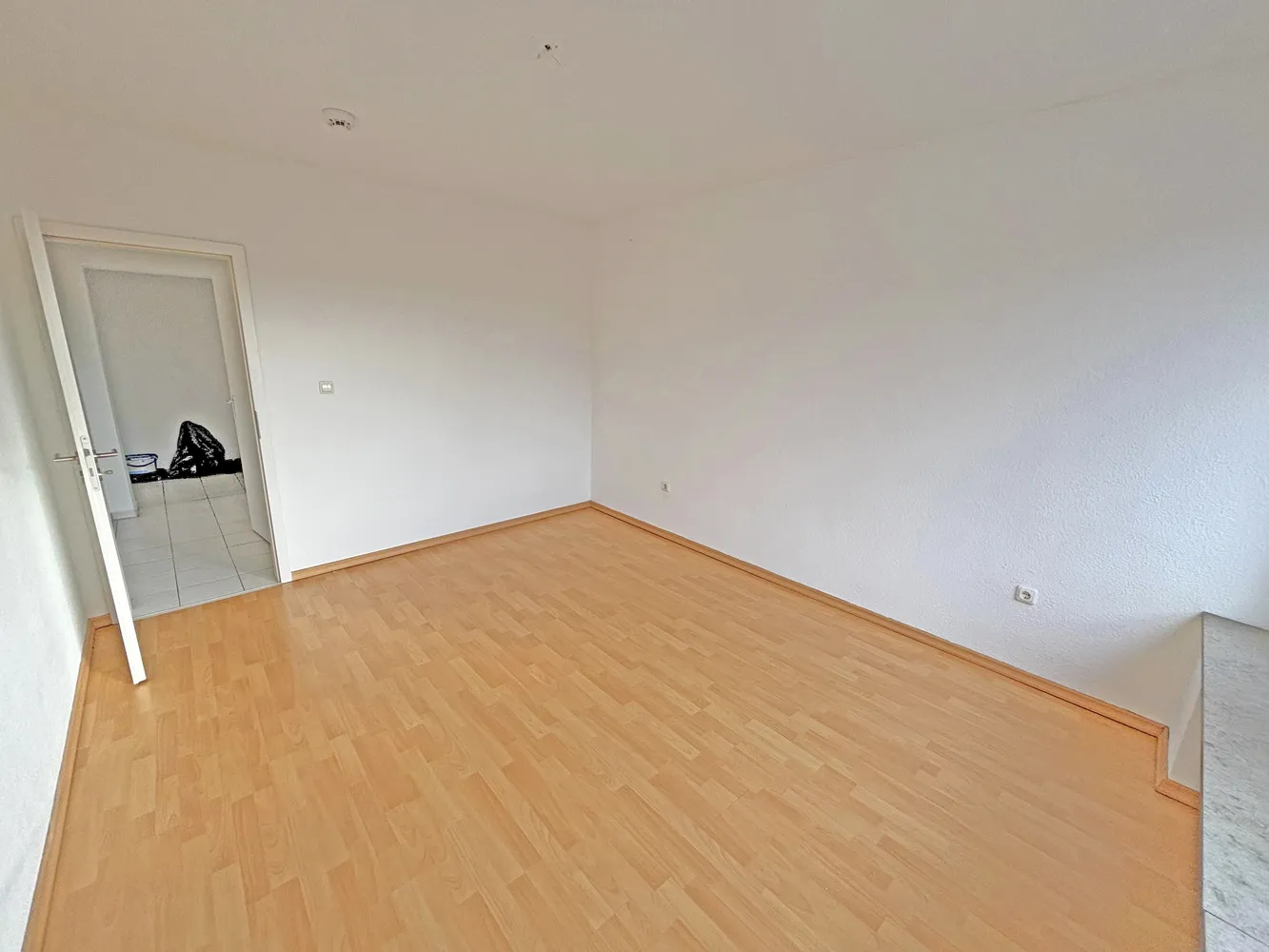 2 Zimmer Wohnung mit 69 m² in Duisburg – Bild 6