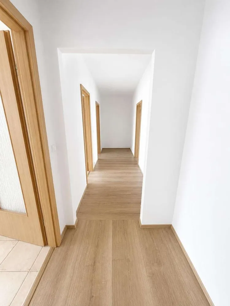 4 Zimmer Wohnung mit 89 m² in Gera – Bild 2