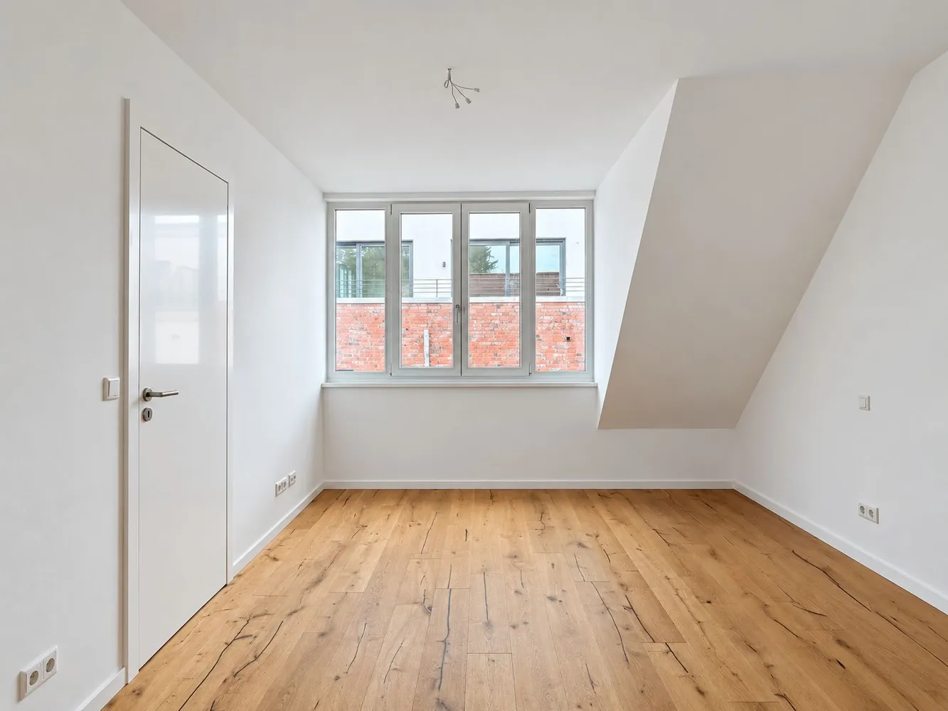 3 Zimmer Wohnung mit 84 m² in Hamburg – Bild 2
