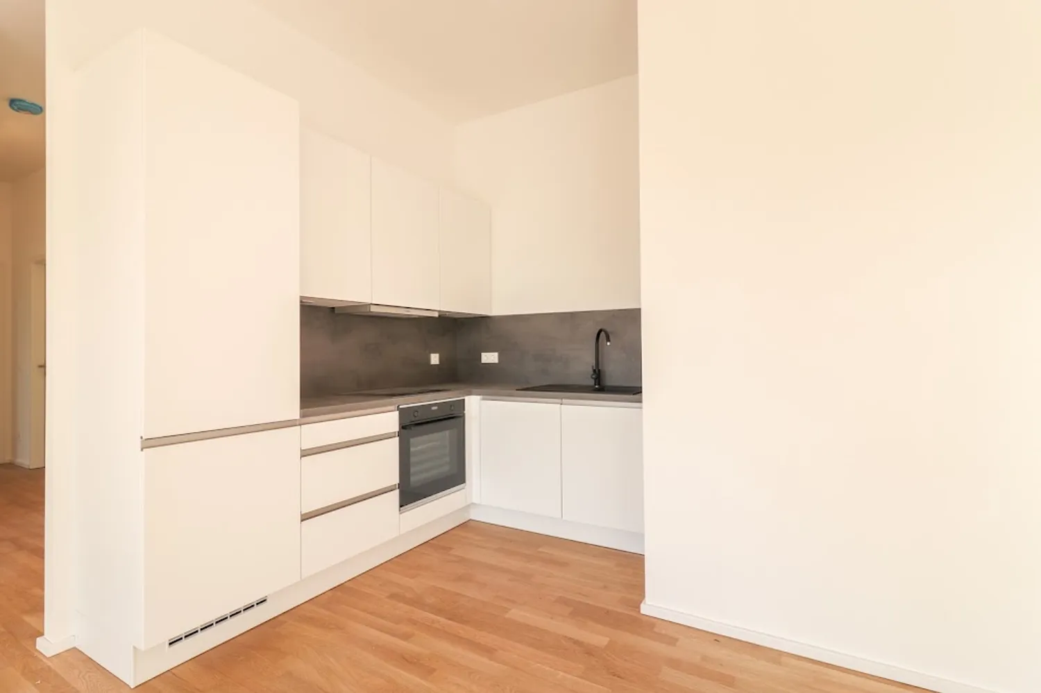 3 Zimmer Wohnung mit 97 m² in Frankfurt am Main – Bild 4