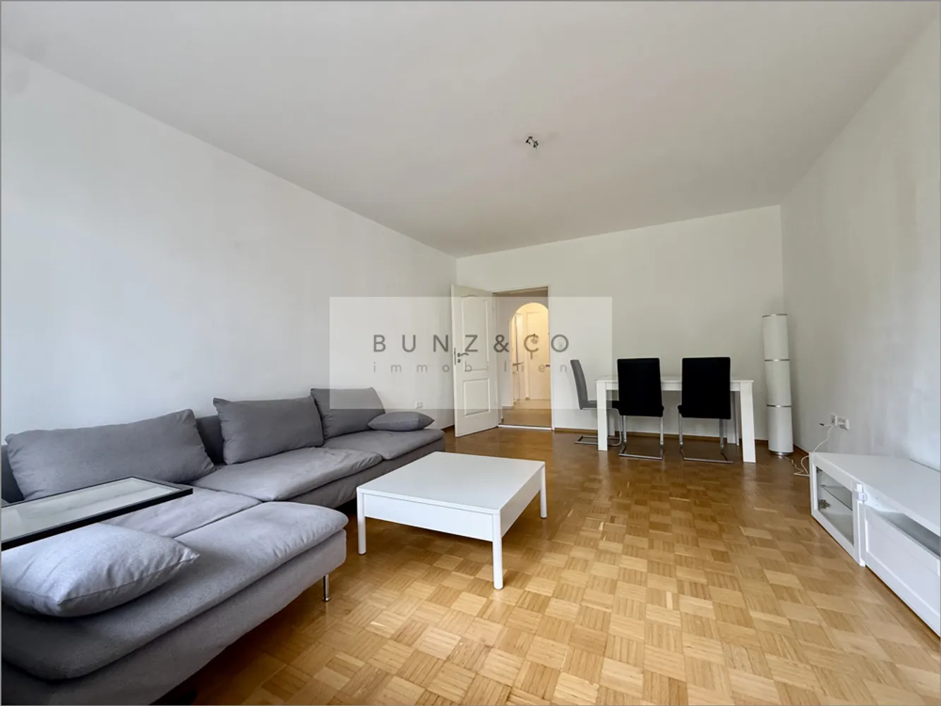 2 Zimmer Wohnung mit 68 m² in München – Bild 2