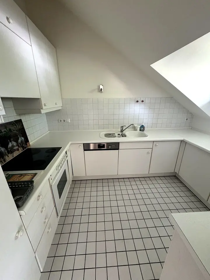 2 Zimmer Wohnung mit 88 m² in Wiesbaden – Bild 6