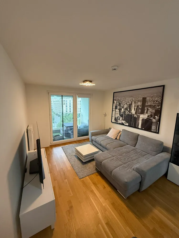 4 Zimmer Wohnung mit 84 m² in München – Bild 2