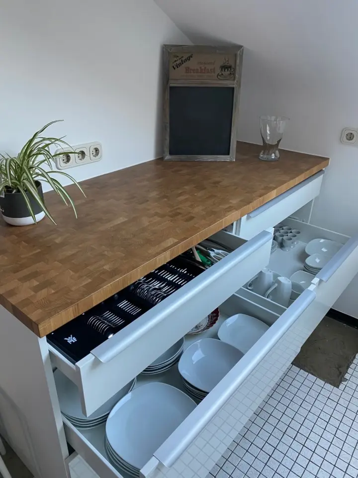 Shared room with 75 m² in Stuttgart – Photo 8