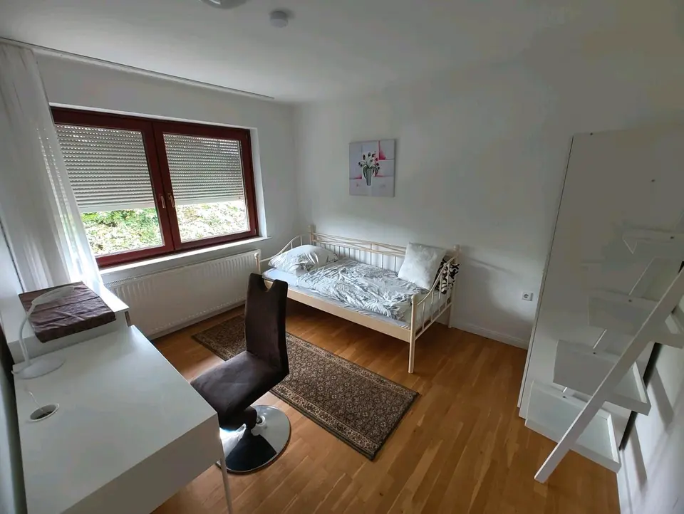 4 Zimmer Wohnung mit 80 m² in Bremen – Bild 2