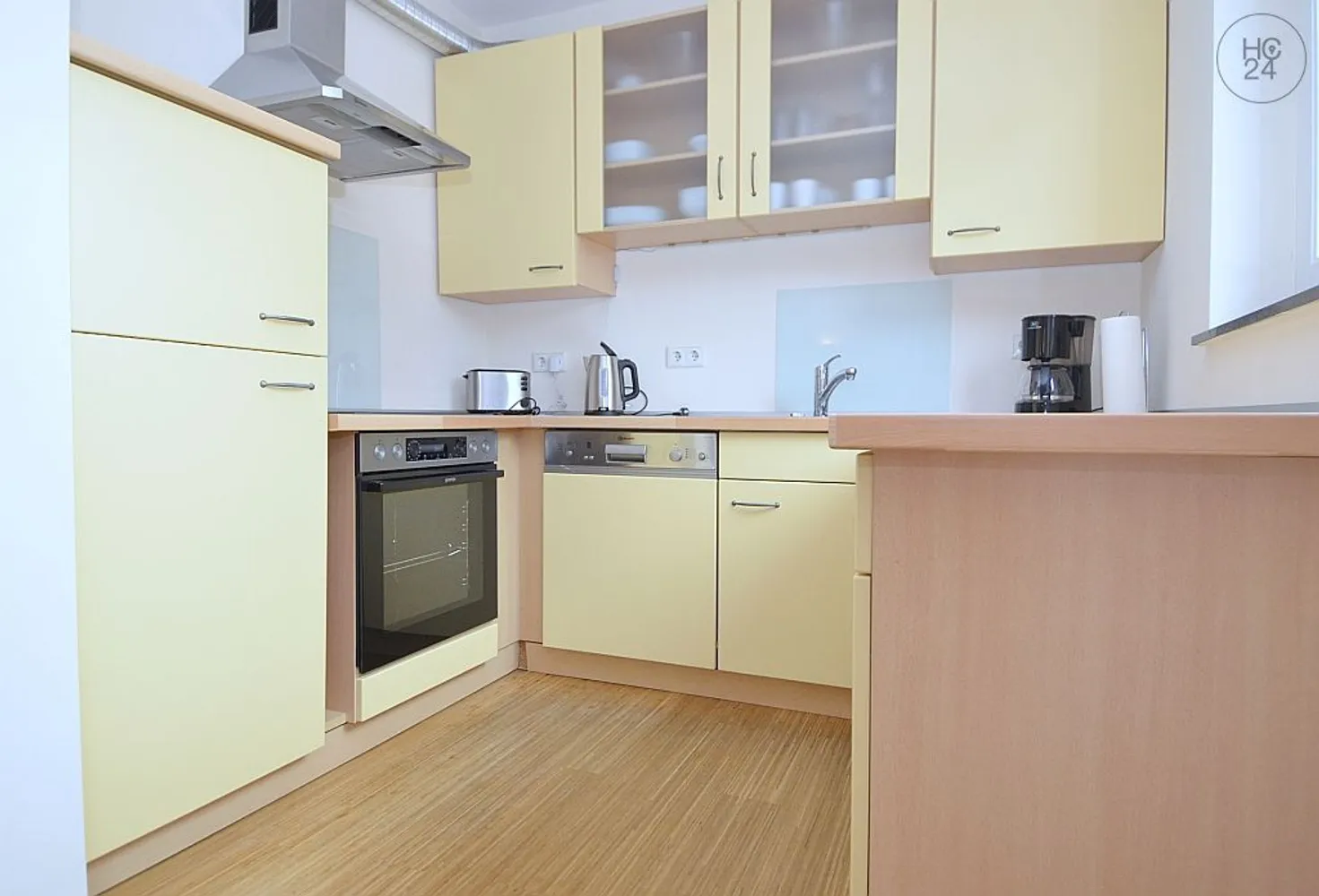 2 room apartment with 70 m² in Wiesbaden – Photo 5