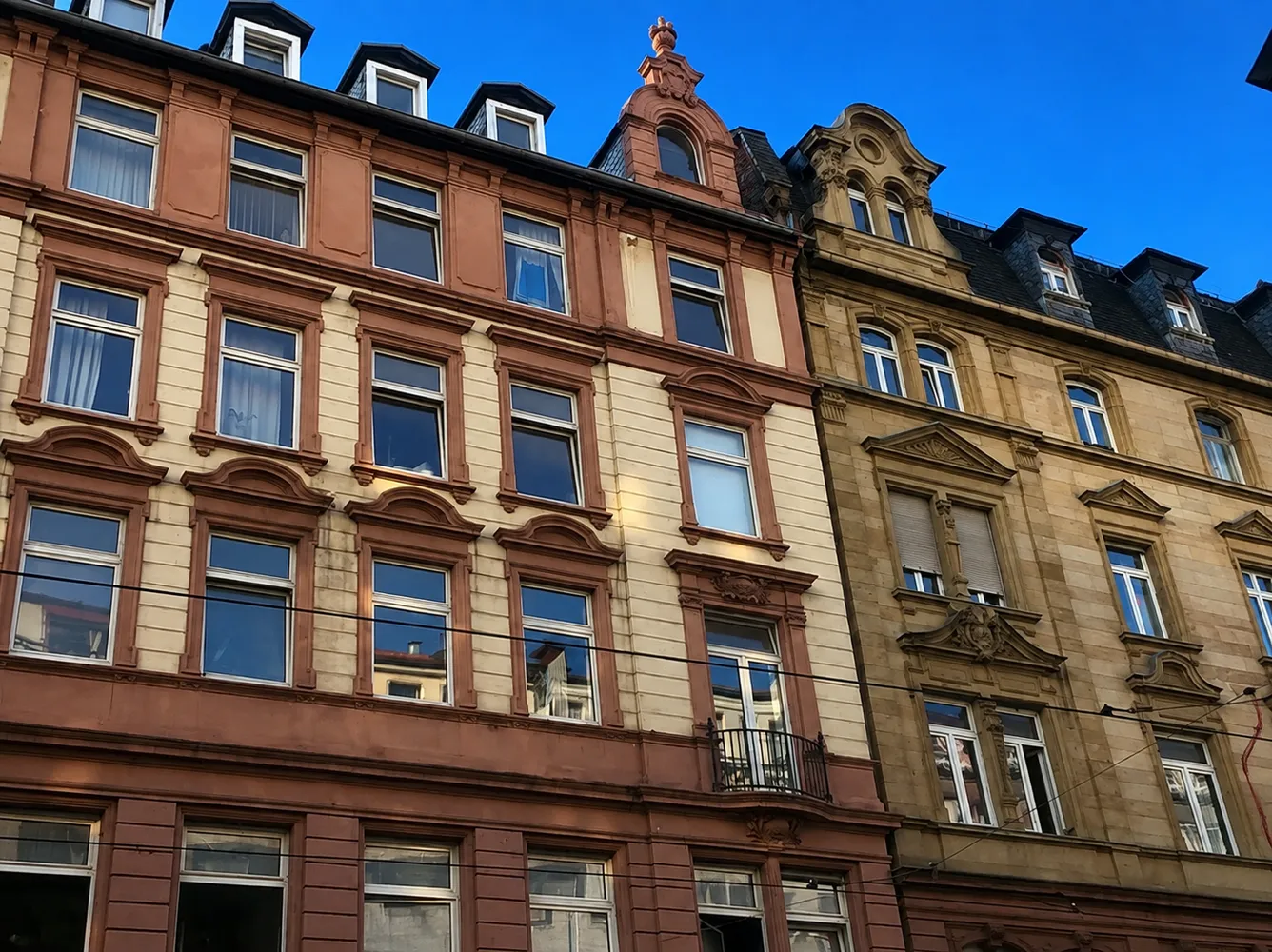 4 Zimmer Wohnung mit 90 m² in Frankfurt am Main – Bild 1