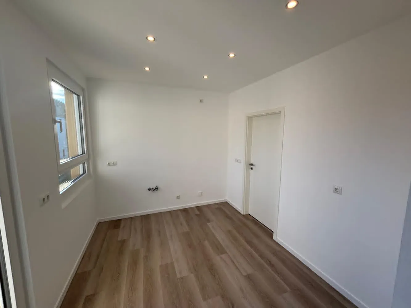 2 Zimmer Wohnung mit 86 m² in Duisburg – Bild 6