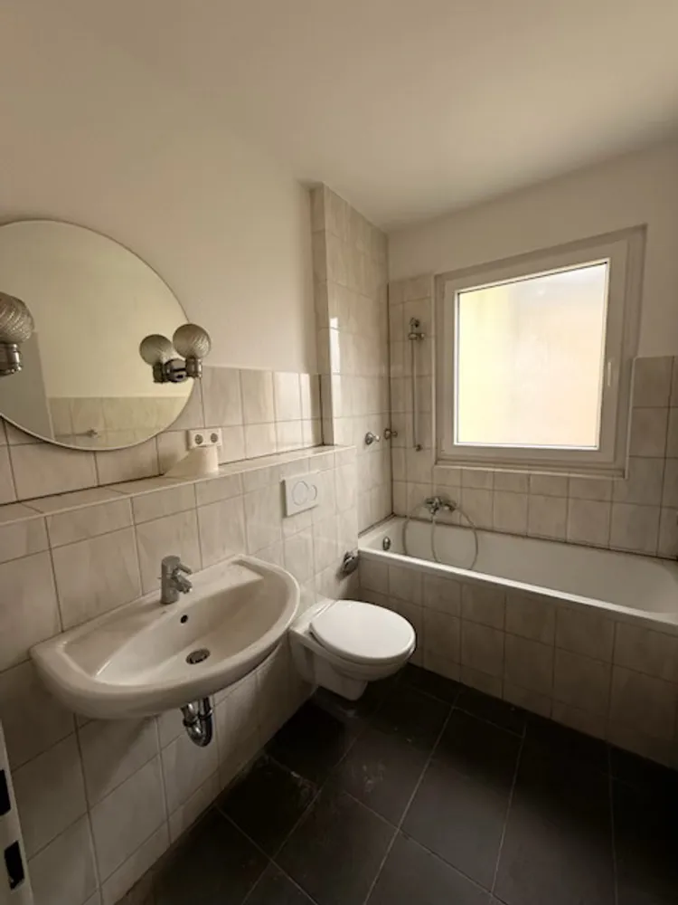 1 room apartment with 45 m² in Leverkusen – Photo 4