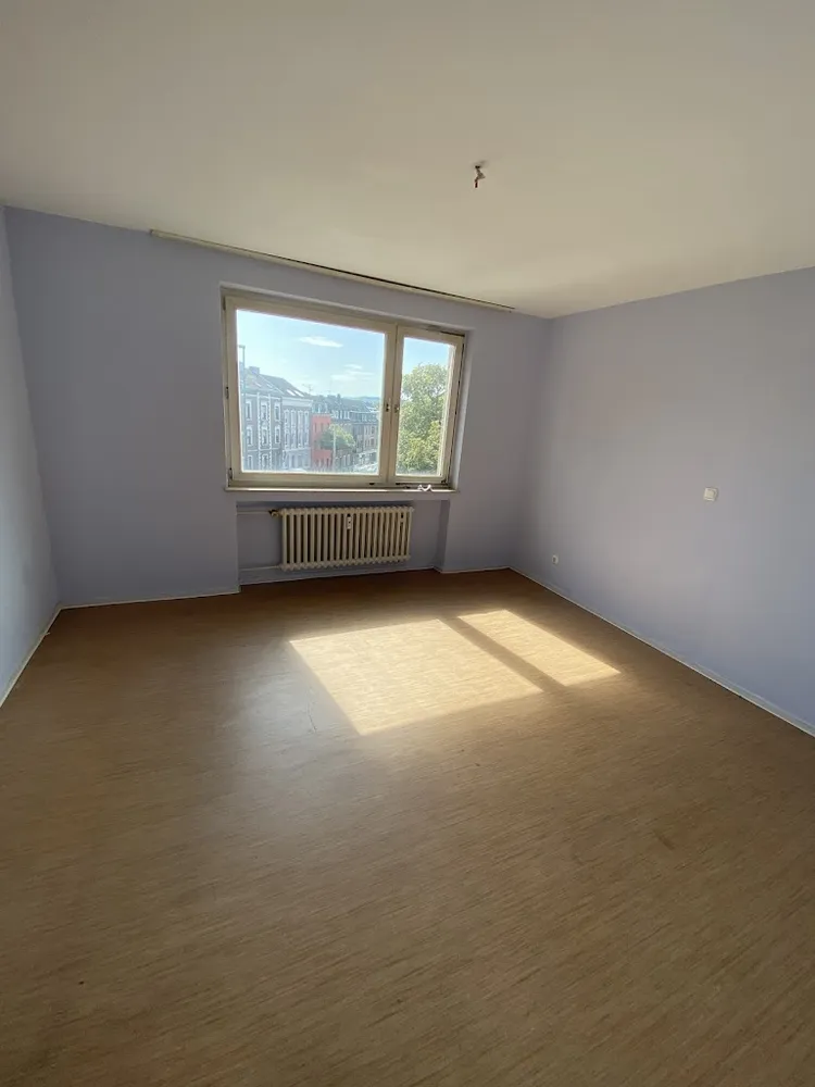 4 Zimmer Wohnung mit 91 m² in Aachen – Bild 1