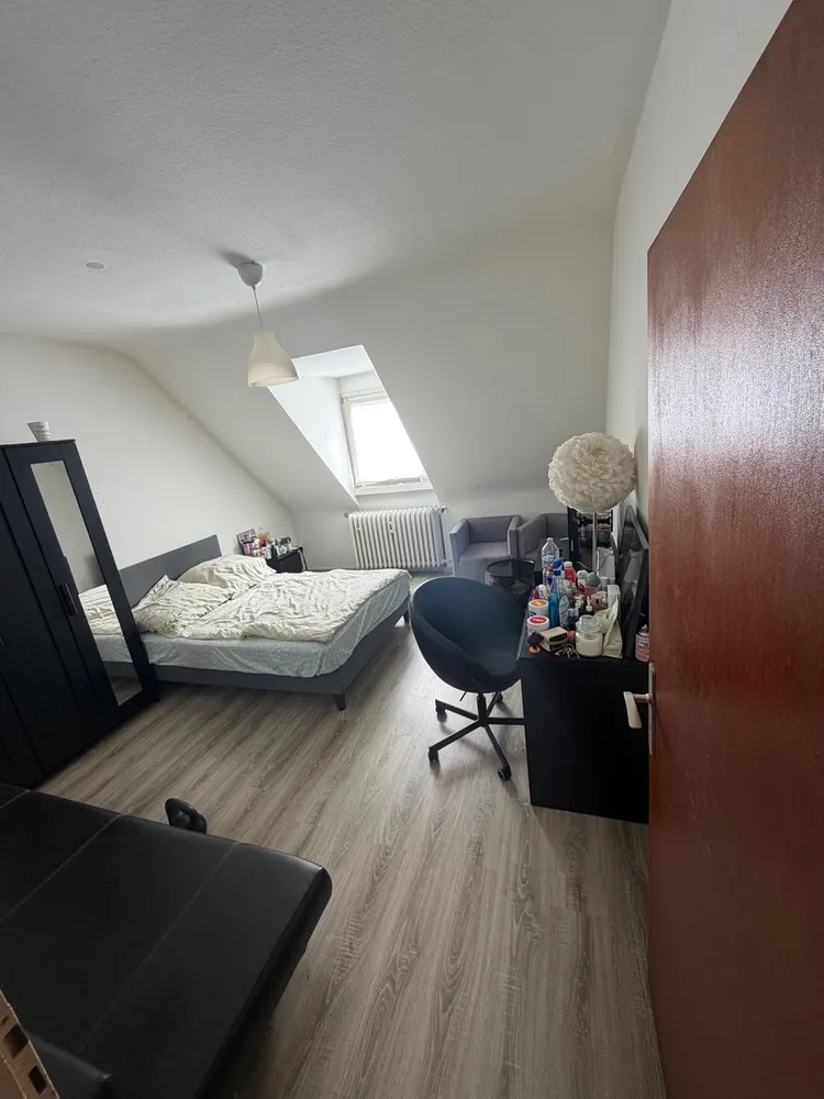 3 Zimmer Wohnung mit 67 m² in Düsseldorf – Bild 3