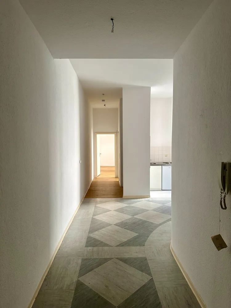 1 Zimmer Wohnung mit 42 m² in Halle (Saale) – Bild 2