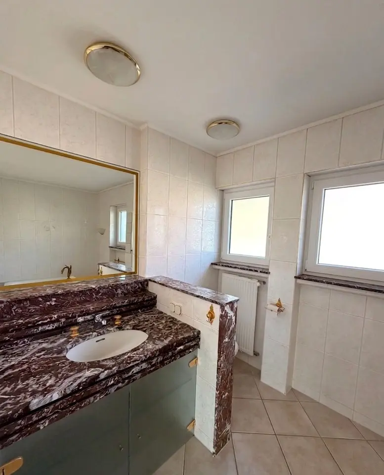 7 Zimmer Haus mit 210 m² in Saarbrücken – Bild 6