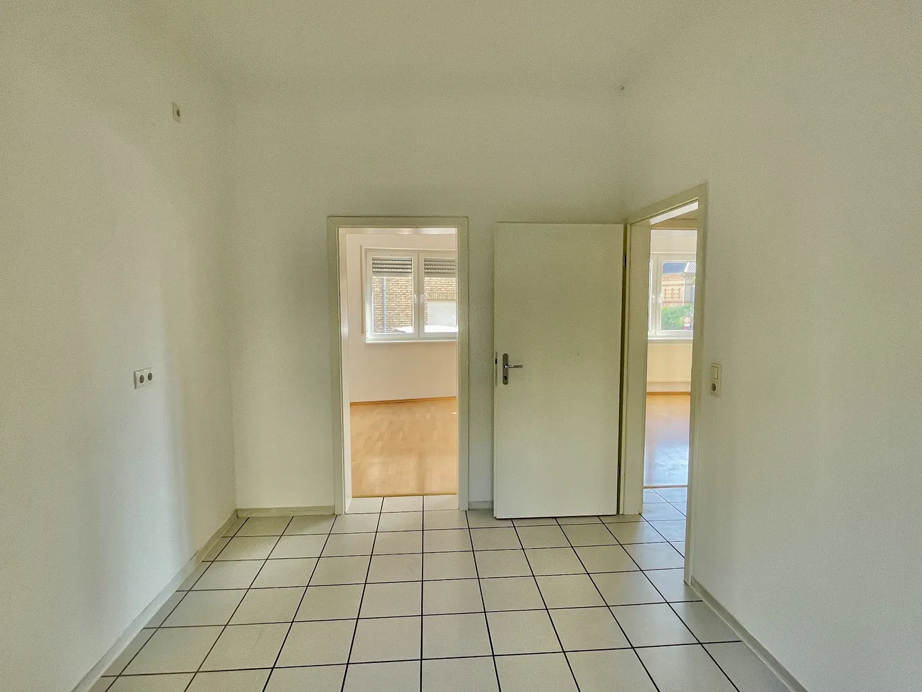 4 Zimmer Wohnung mit 100 m² in Mainz – Bild 9