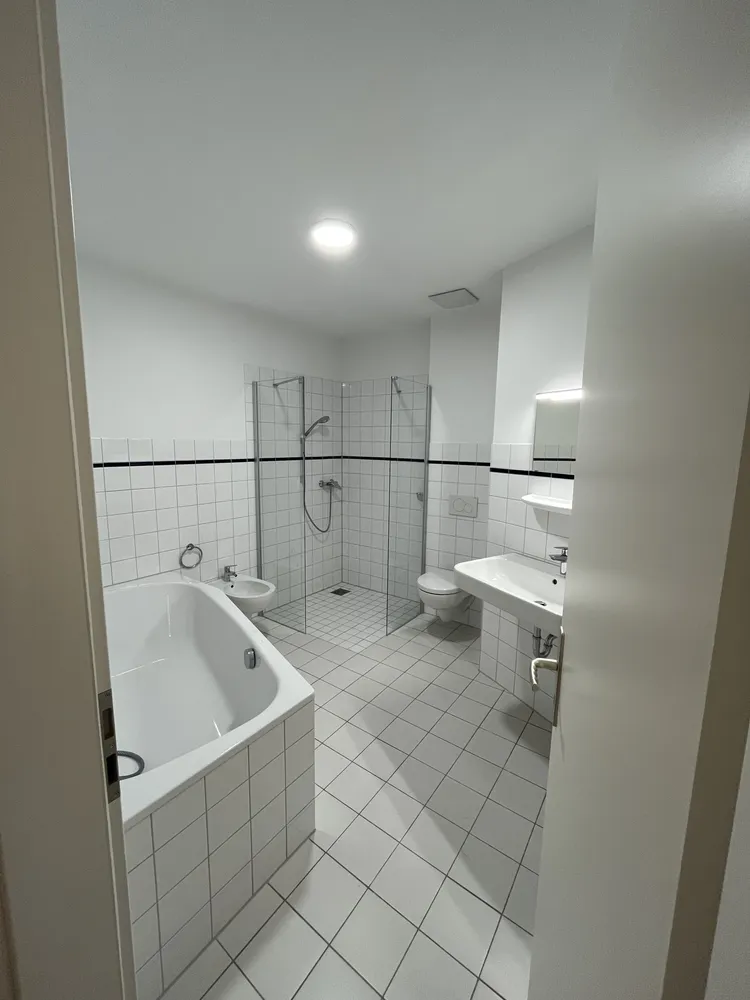 2 Zimmer Wohnung mit 95 m² in Düsseldorf – Bild 11