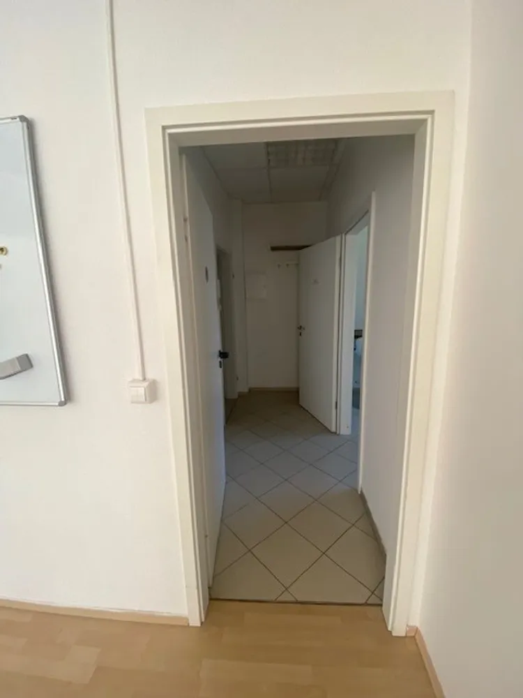 2 Zimmer Wohnung mit 78 m² in Dresden – Bild 12