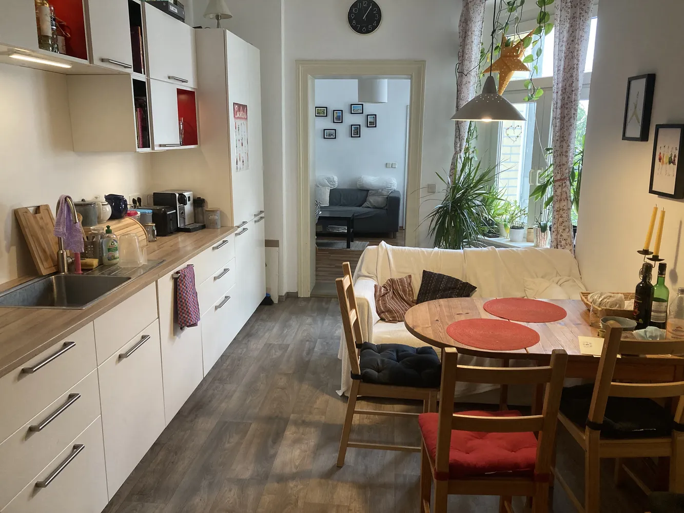 4 Zimmer Wohnung mit 90 m² in Halle (Saale) – Bild 1