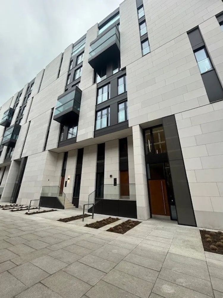 3 room apartment with 87 m² in Frankfurt am Main – Photo 1