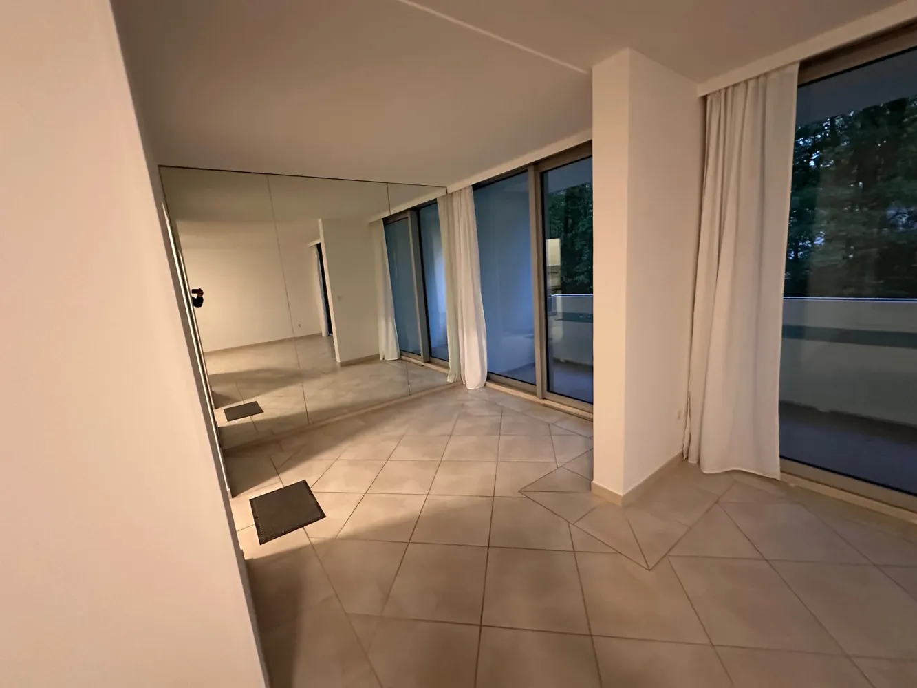 3 room apartment with 98 m² in Munich – Photo 5
